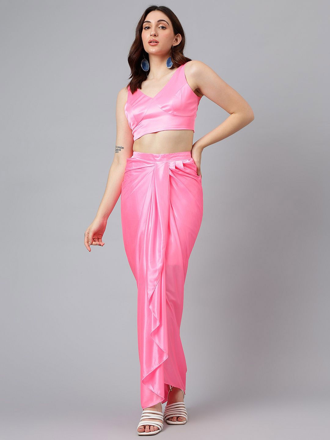 

TRYMISFIT V-Neck Sleeveless Top & Skirt Co-Ords, Pink