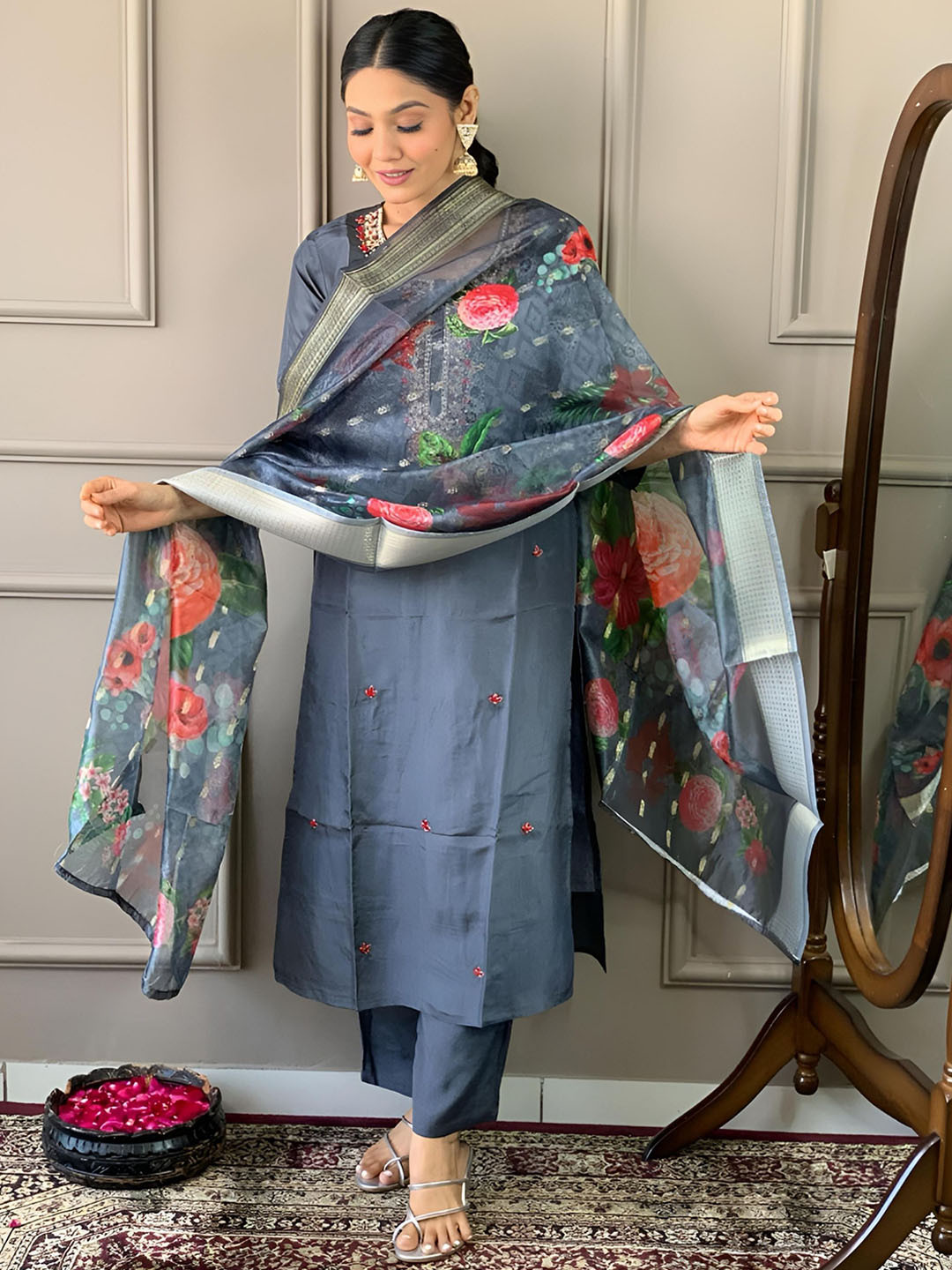 

KALINI Women Floral Embroidered Regular Thread Work Chanderi Silk Kurta with Trousers & With Dupatta, Grey