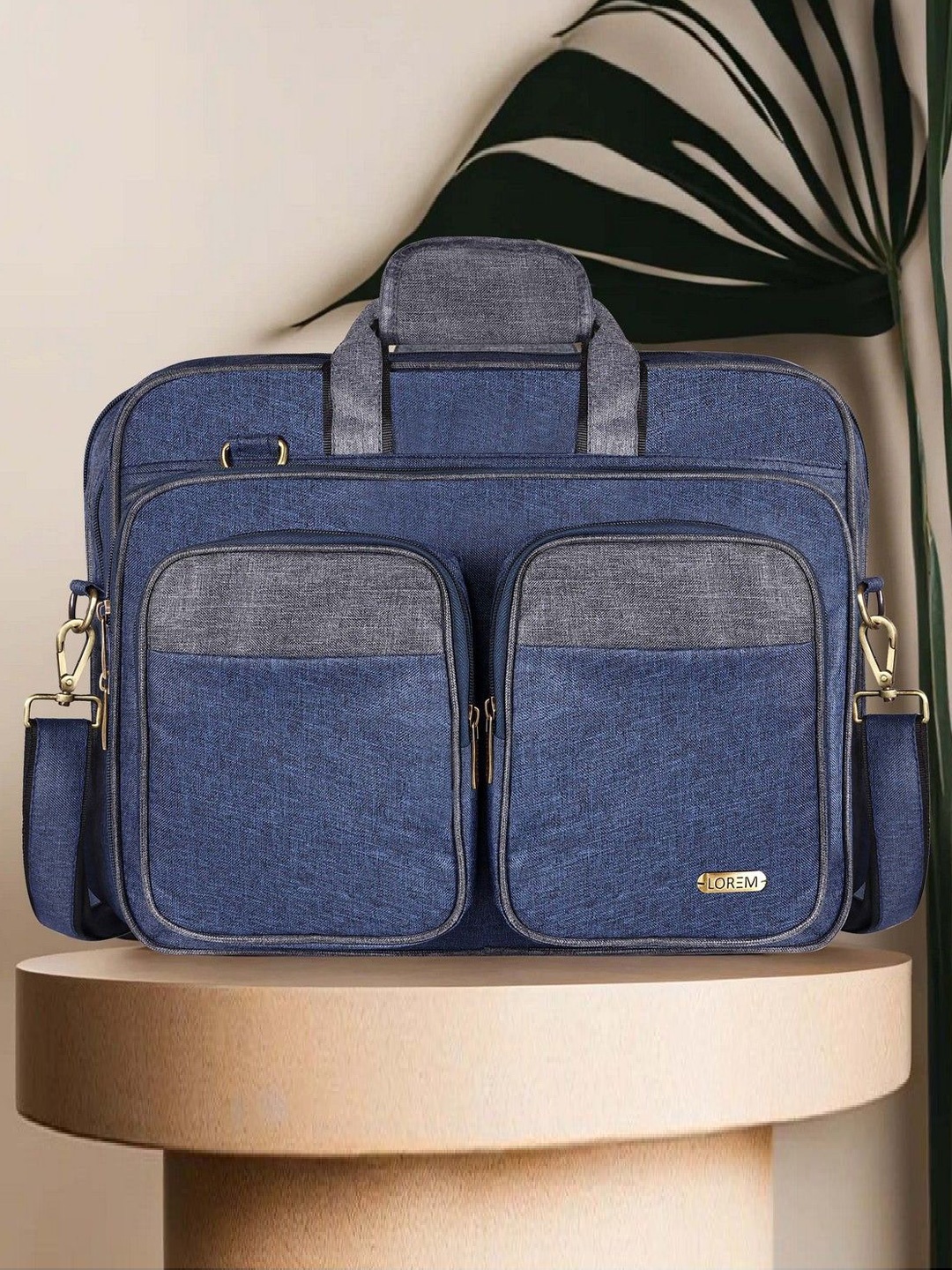 

LOREM Men Textured Laptop Messenger Bag, Blue