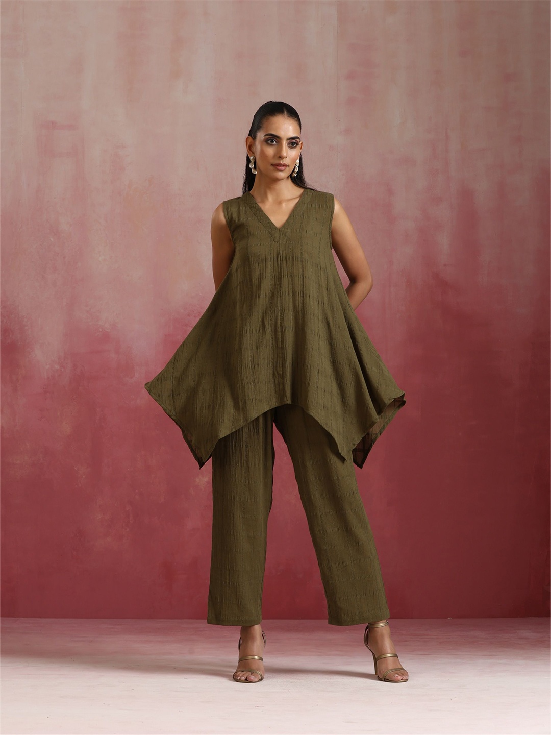 

trueBrowns Self-Design Tunic With Trousers Co-Ords, Olive