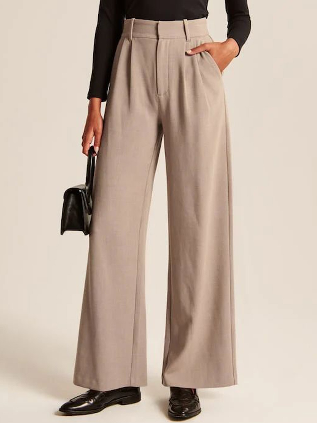 

FNOCKS Women Tailored Straight Fit Pleated Trousers, Cream