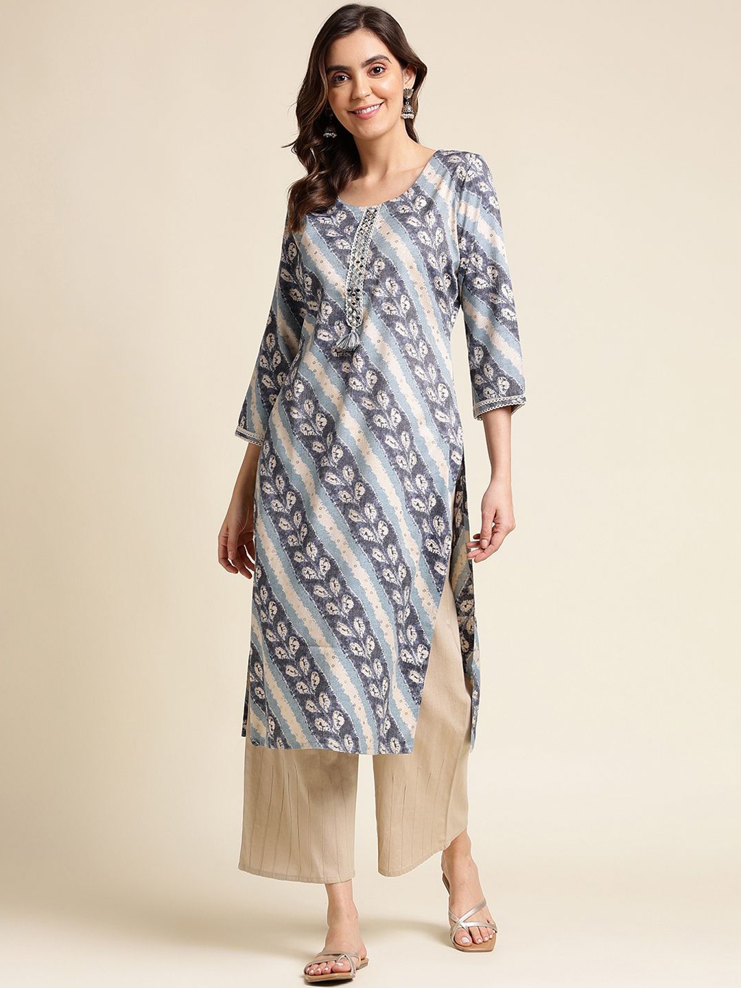 

Sangria Blue Ethnic Motifs Printed Straight Kurta