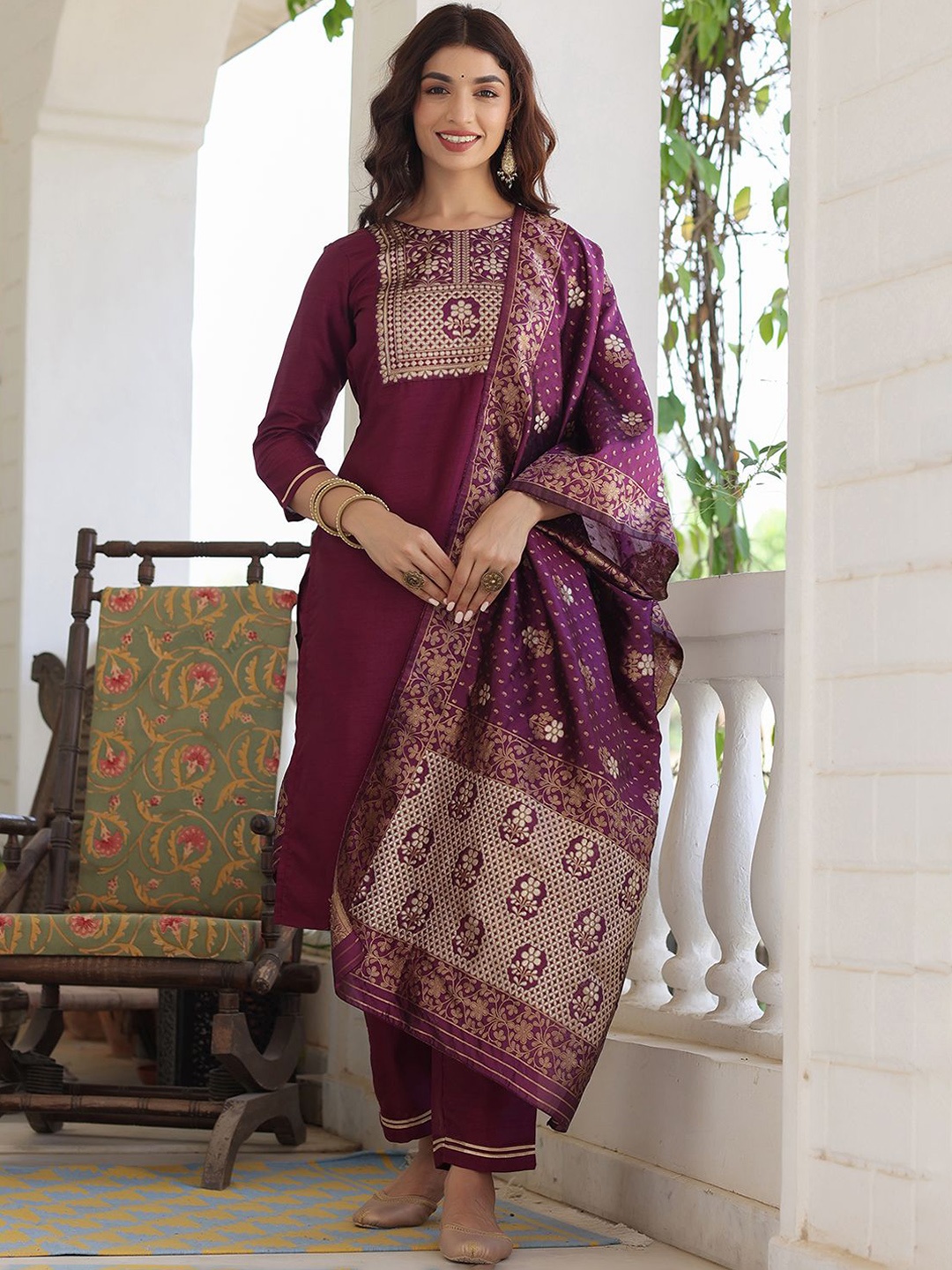 

Anouk Purple Floral Yoke Design Thread Work Regular Kurta with Trousers & Dupatta