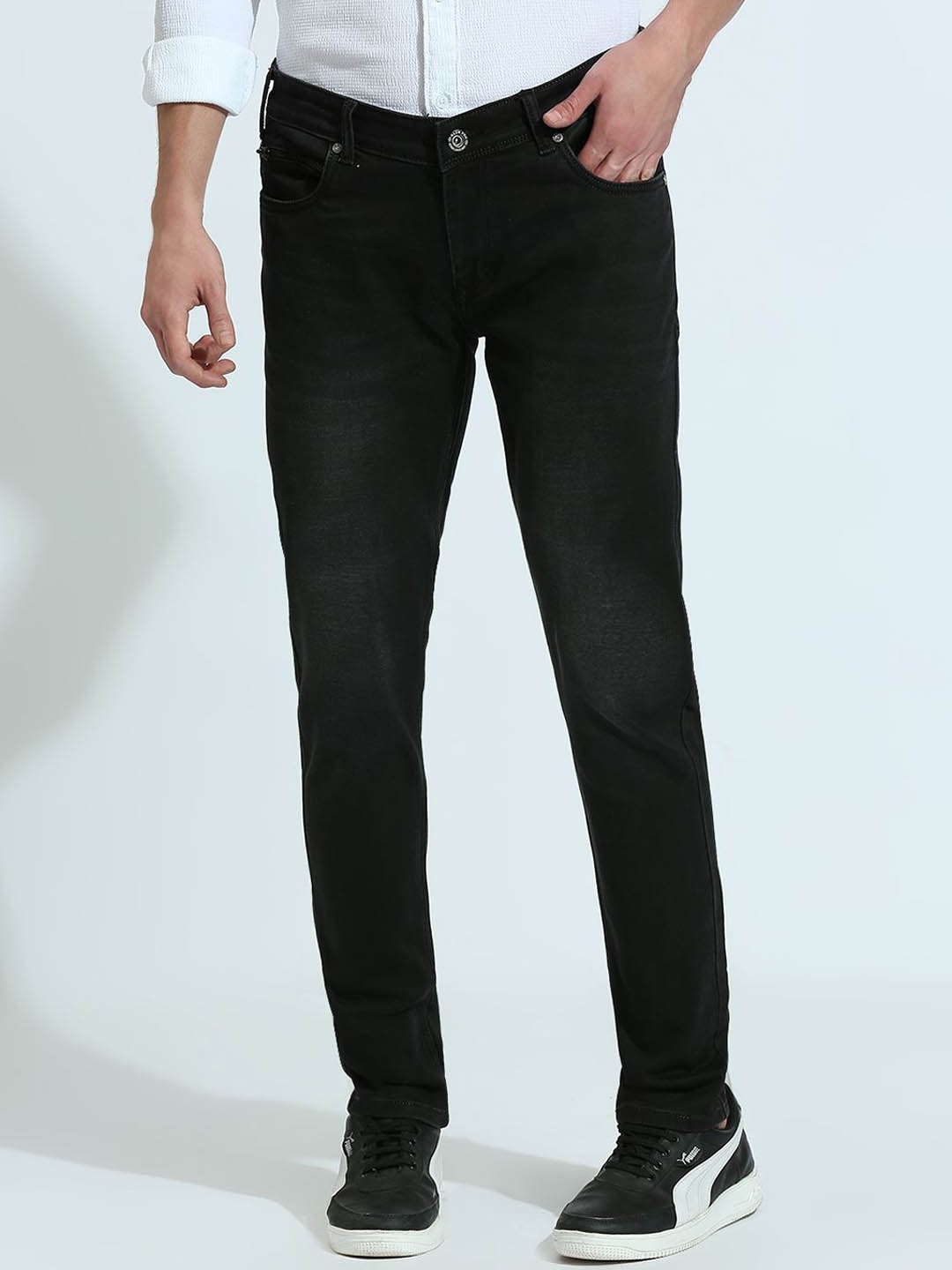 

Klub Fox Men Slim Fit Light Fade Jeans, Blue