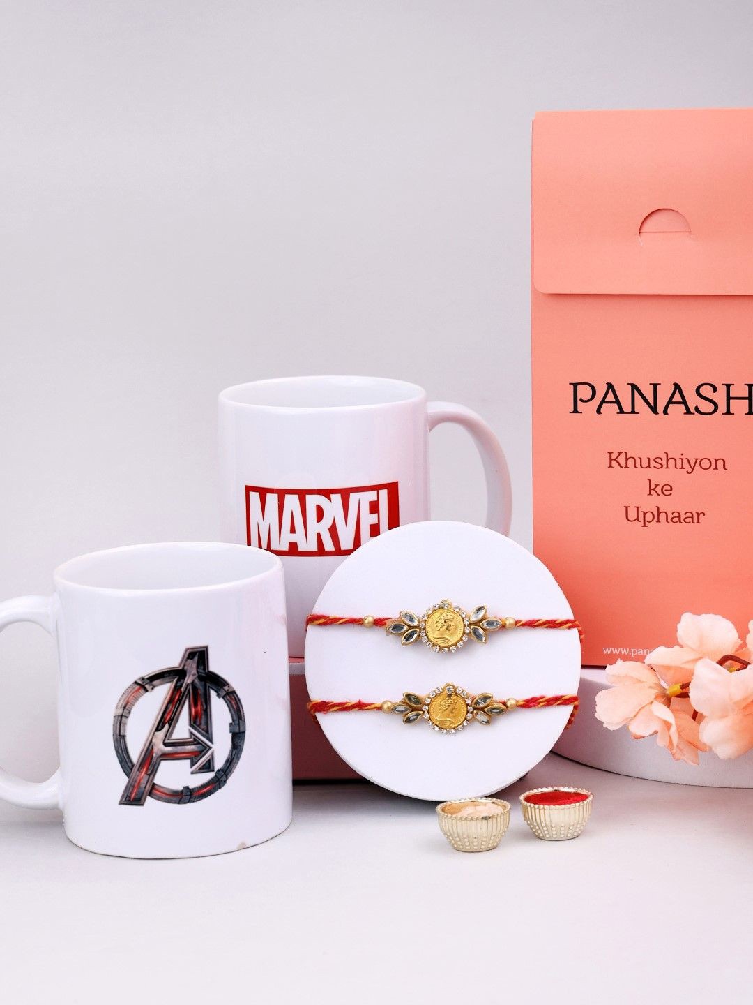 

PANASH 2-Pcs Rakhi & Mugs With Roli Chawal Gift Set, Gold