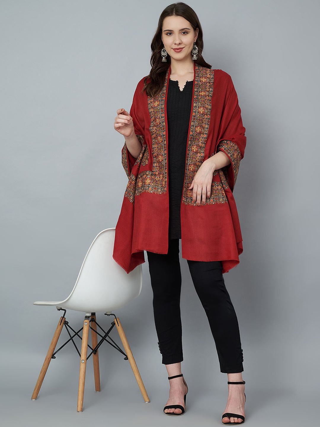 

MUFFLY Women Floral Embroidered Pure Woollen Shawl, Maroon