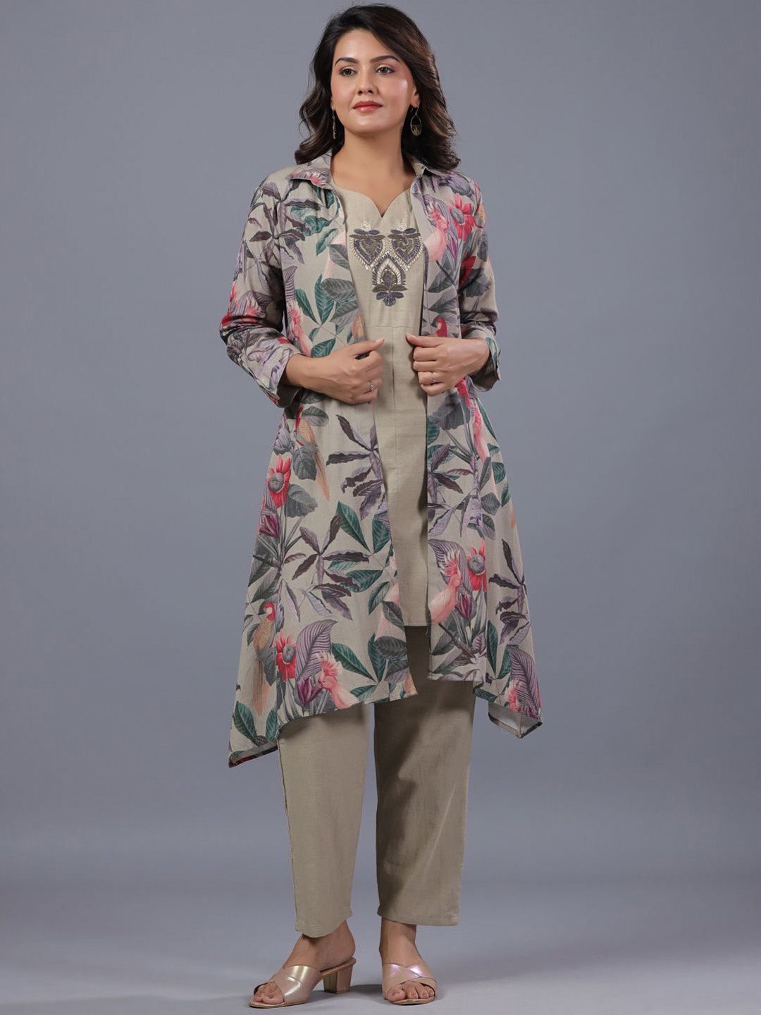 

Amchoor Embroidered Cotton Linen Tunic With Trouser & Shrug, Beige