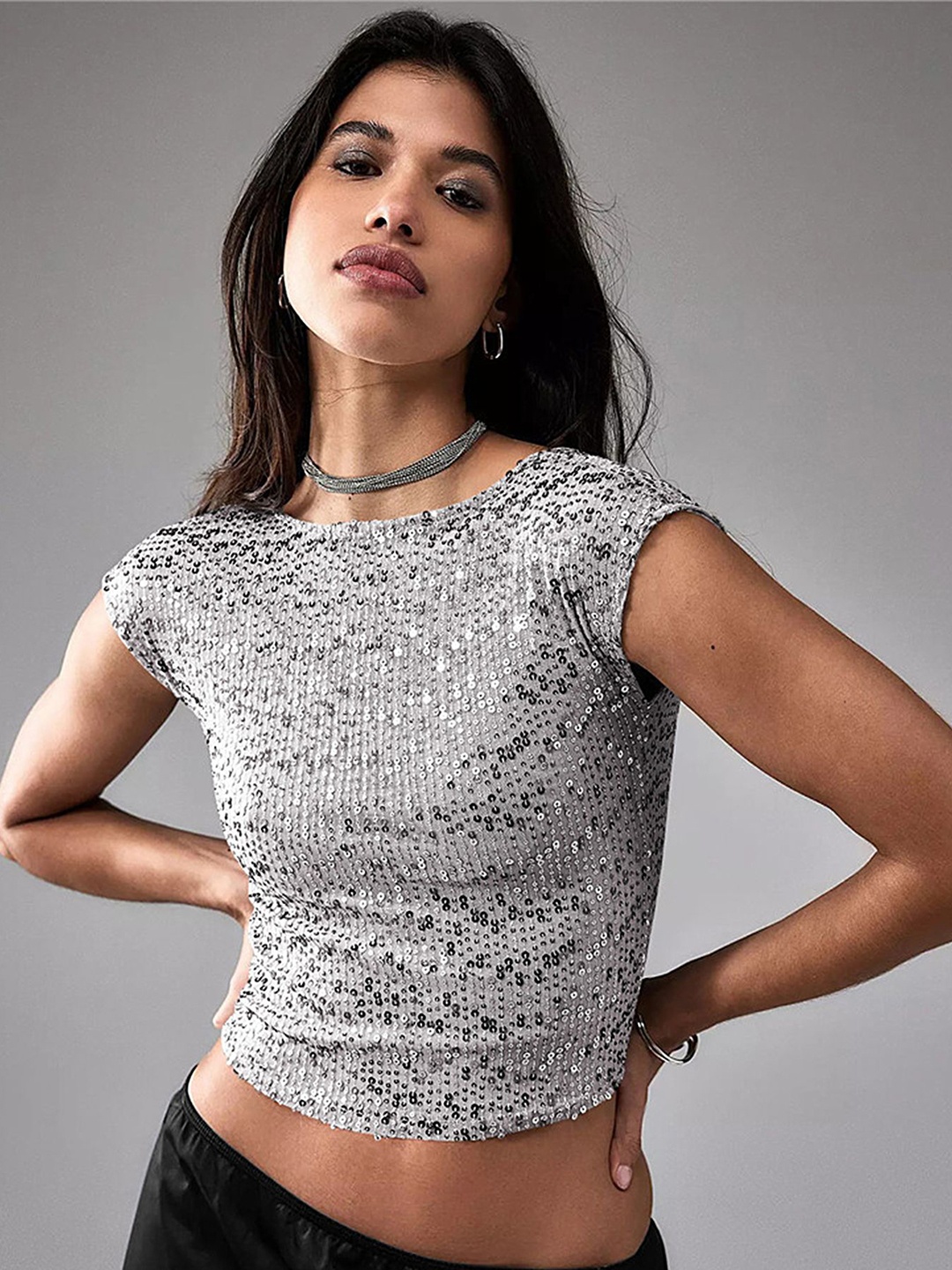 

LULU & SKY Crop Top, Silver