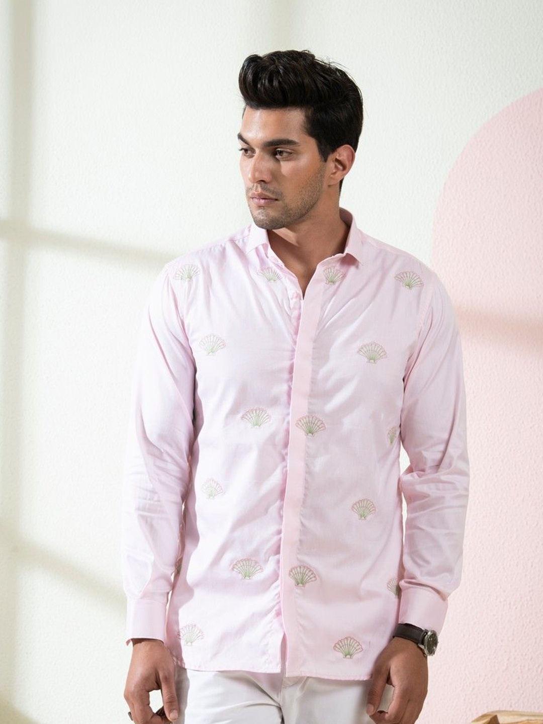 

HILO DESIGN Men Original Opaque Printed Casual Shirt, Pink