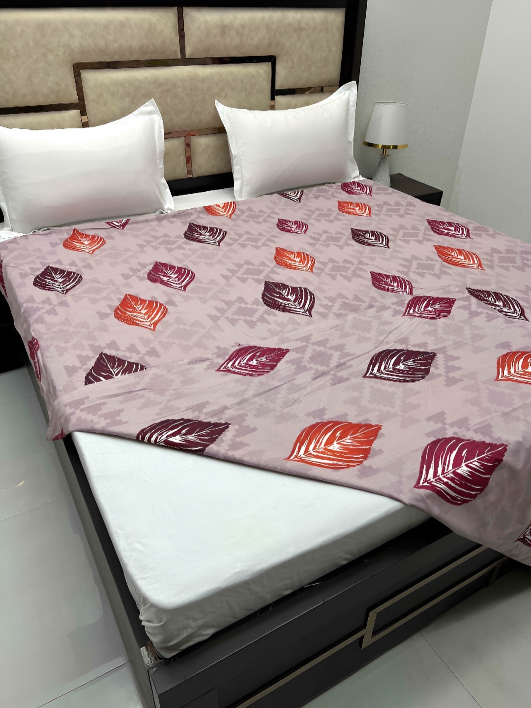 

Pure Decor Brown & Red Printed Pure Cotton Super King Size Duvet Cover With Zipper
