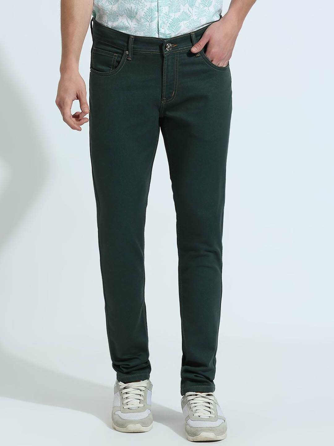 

Klub Fox Men Slim Fit Mid-Rise Flat-Front Woven Jeans, Olive