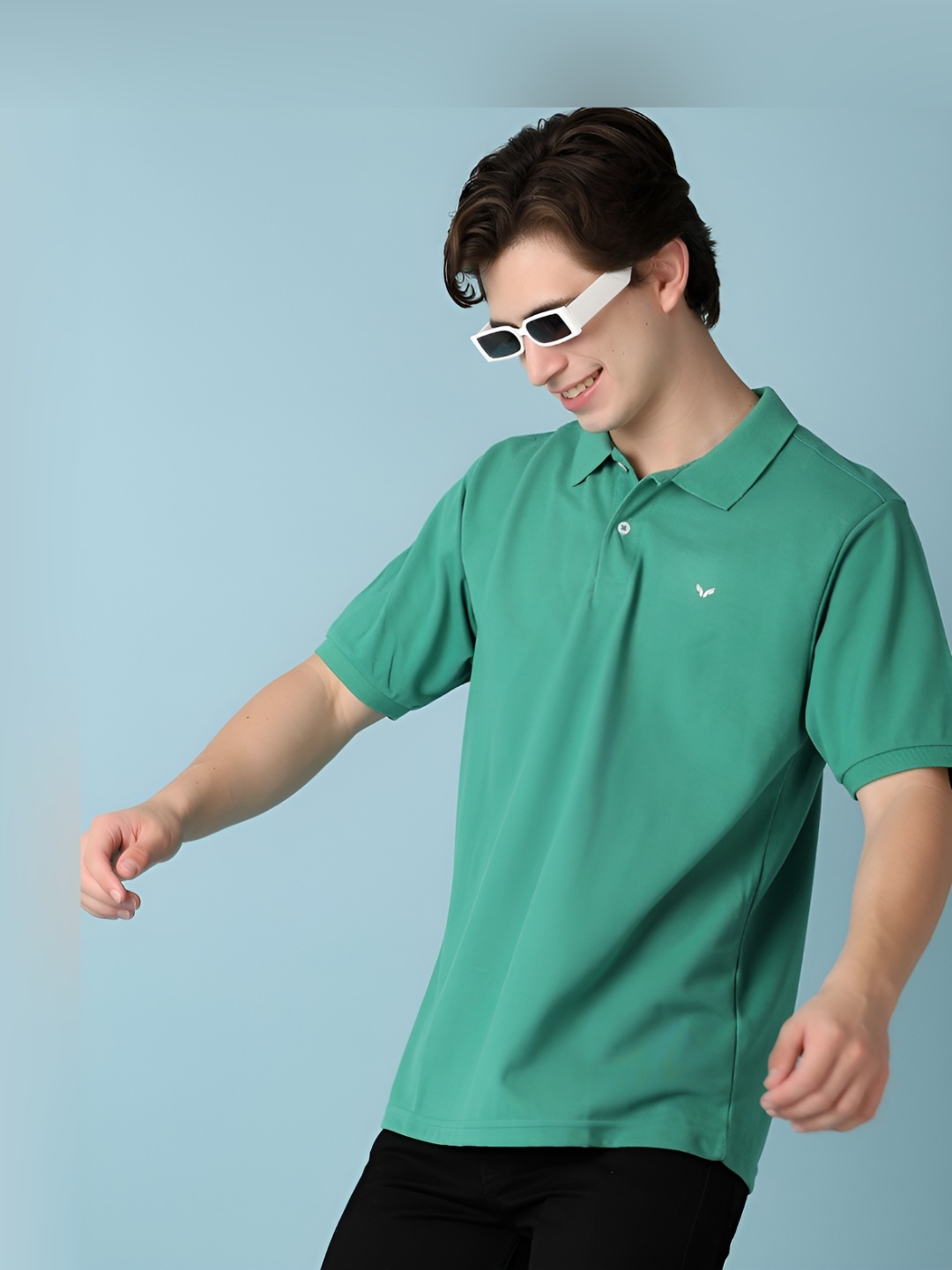 

V-Mart Men Polo Collar Solid T-shirt, Green