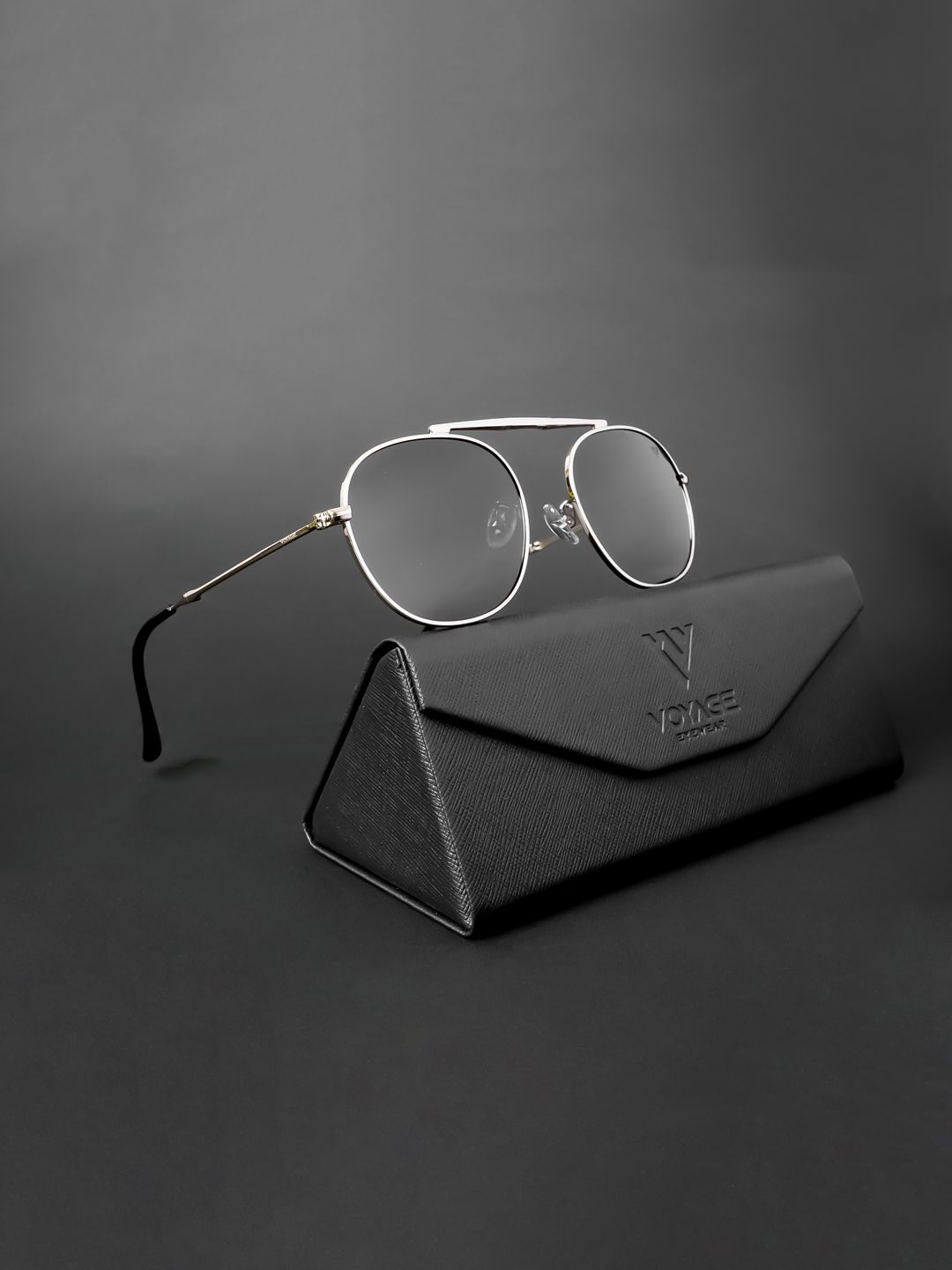 

Voyage Unisex Wayfarer Sunglasses with Polarised and UV Protected Lens, Black