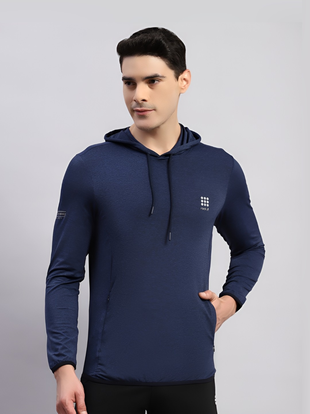 

rock.it Men Hooded Applique T-shirt, Navy blue