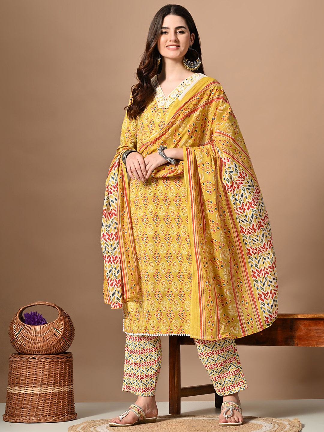 

EKAKRITI Floral Printed Straight Kurta With Trouser & Dupatta, Yellow