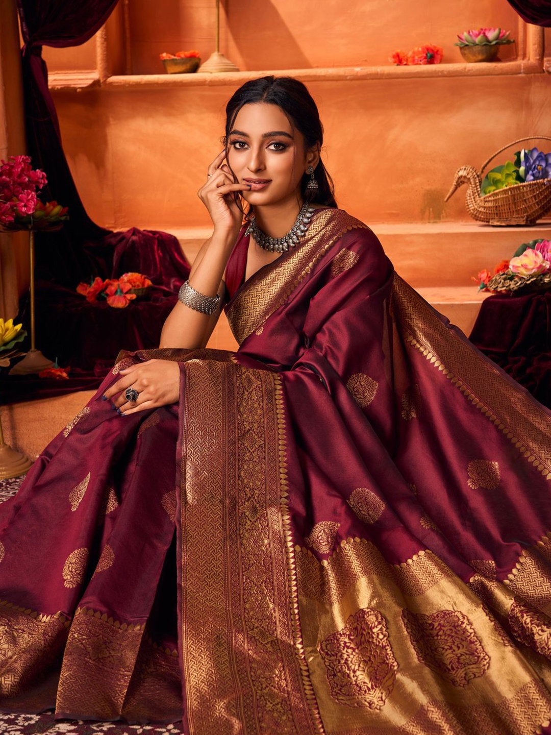 

Mitera Woven Design Zari Pure Silk Banarasi Saree, Maroon