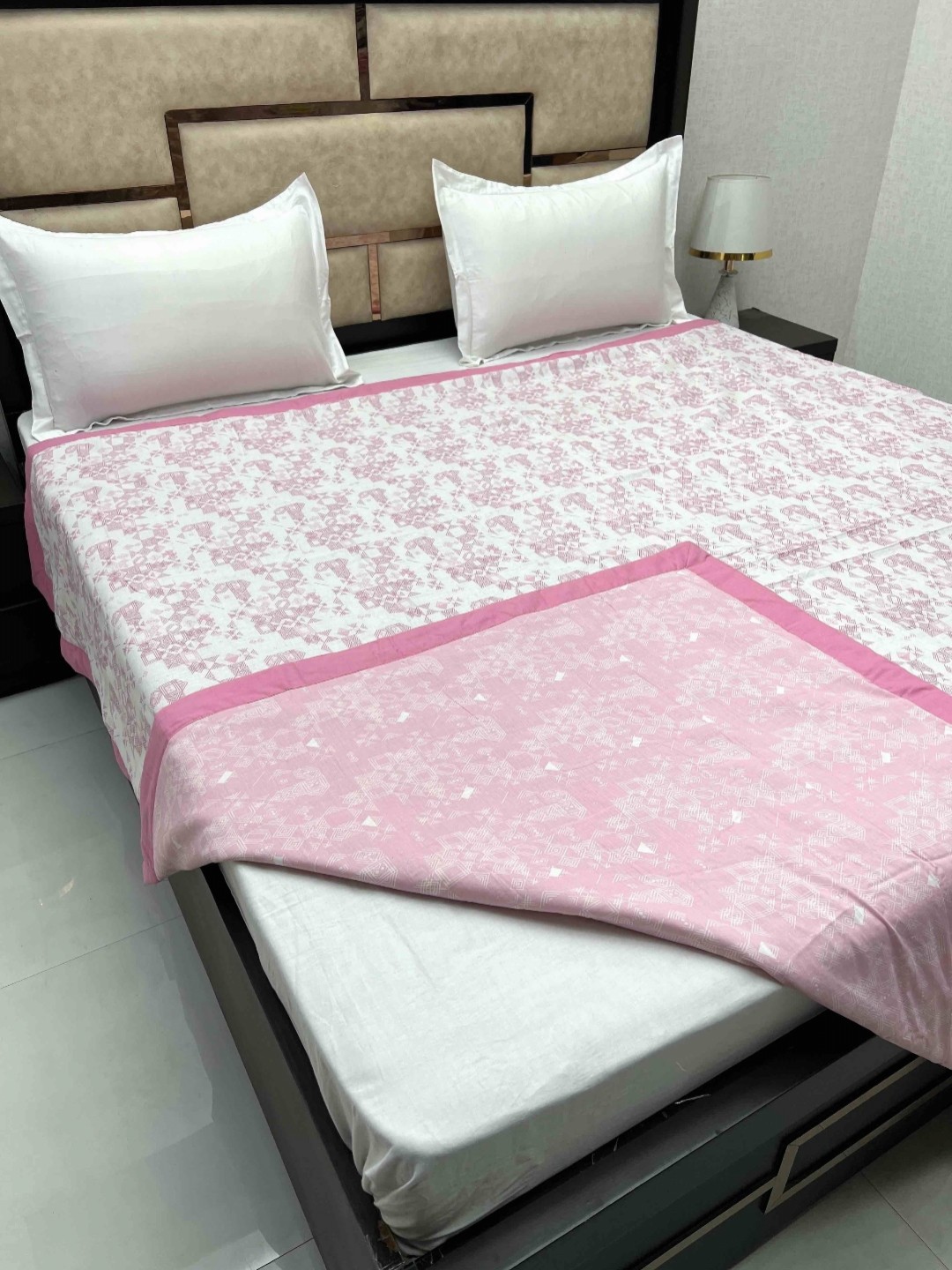 

Pure Decor Pink & White Pure Cotton Reversible AC Room 300 GSM Double Bed Dohar
