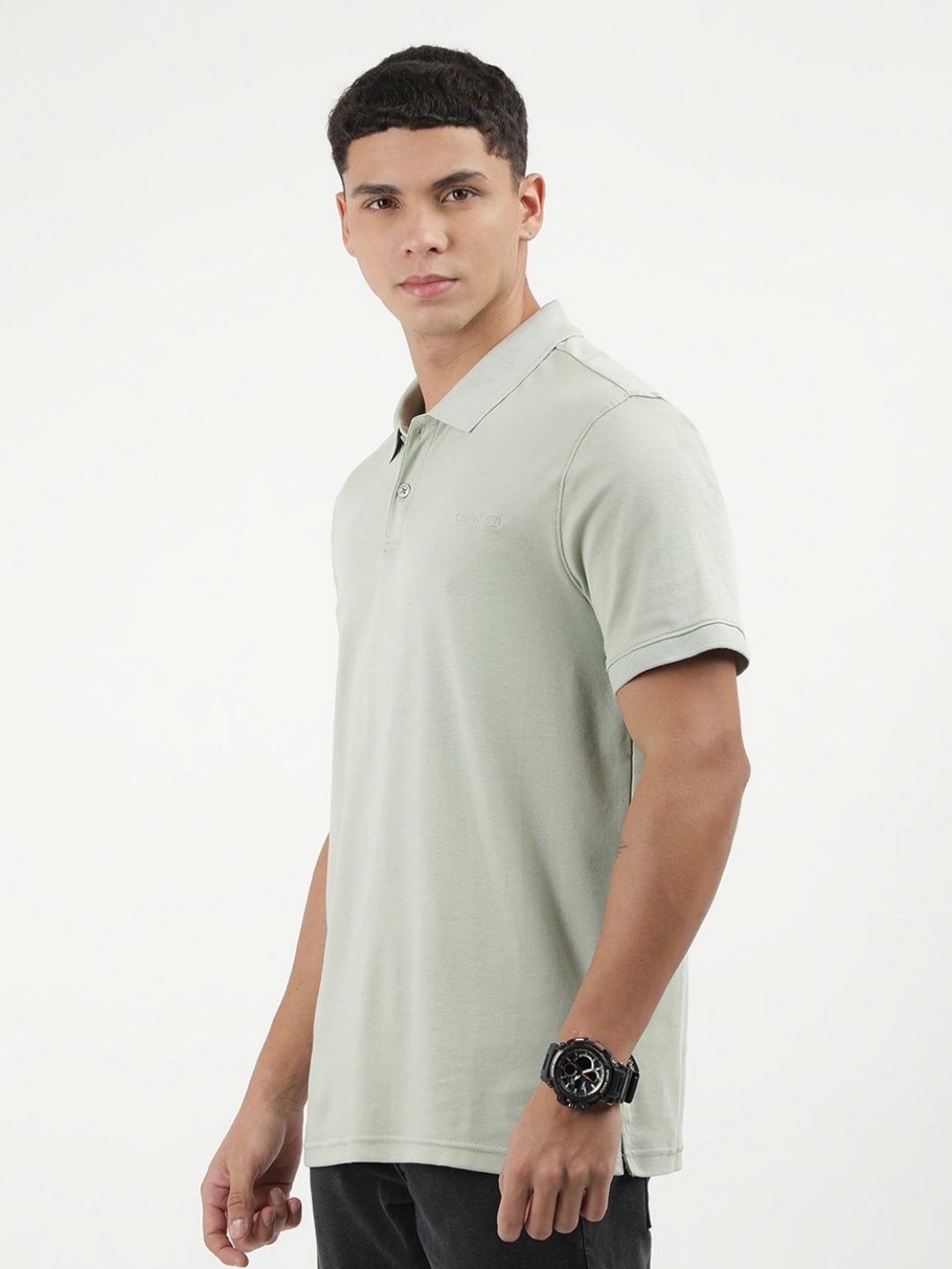 

Calvin Klein Jeans Men Solid Polo Collar Cotton T-shirt, Green