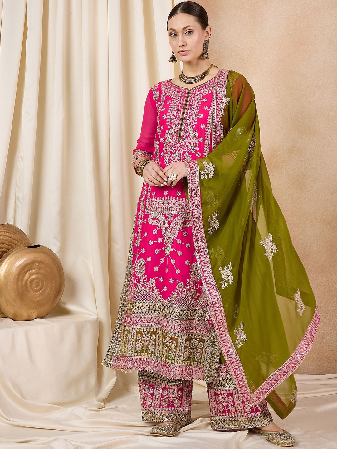 

RAJGRANTH Ethnic Motifs Embroidered Regular Sequinned Kurti with Palazzos & Dupatta, Magenta