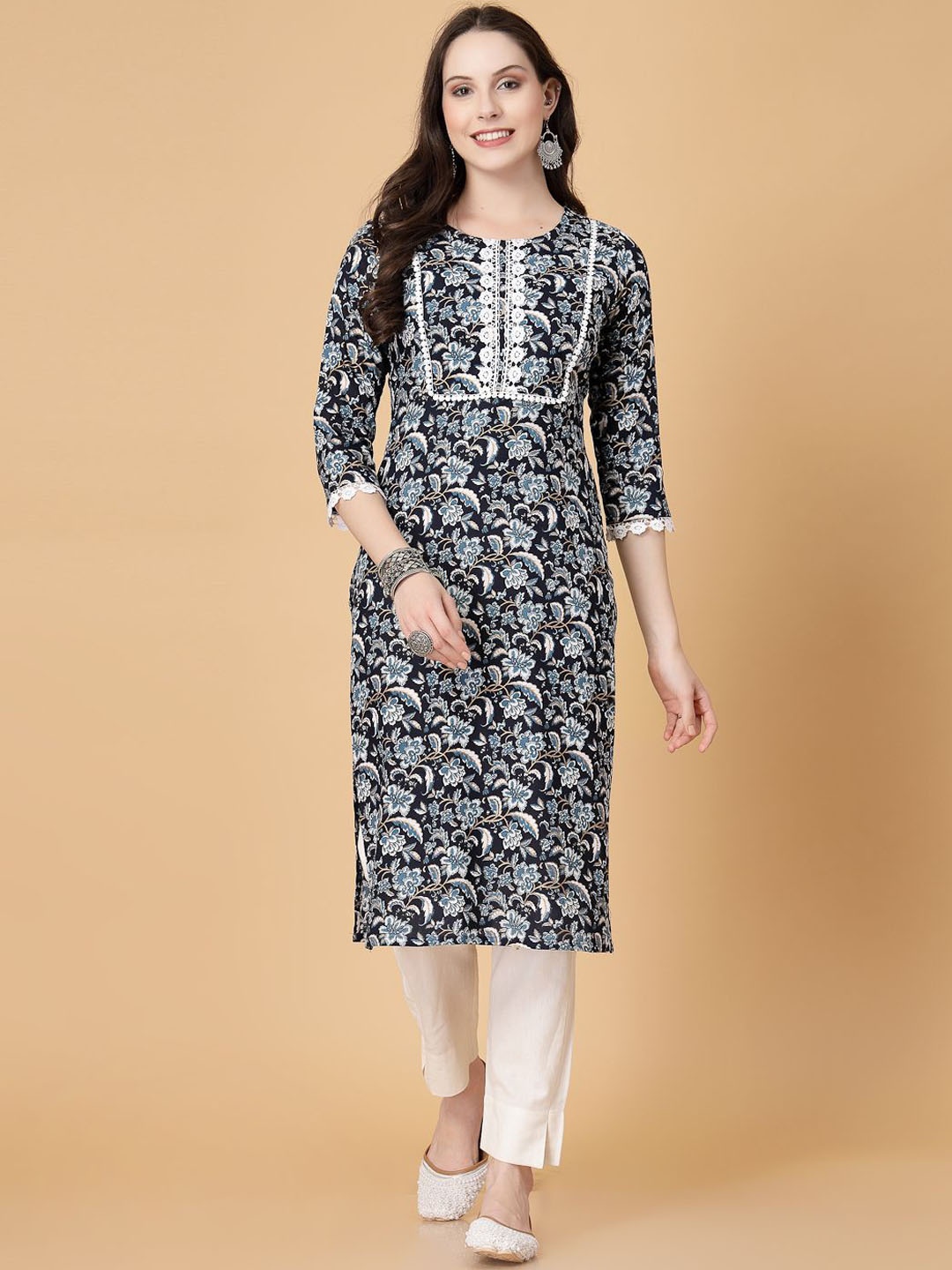 

God Bless Floral Printed Round Neck Straight Kurta, Blue