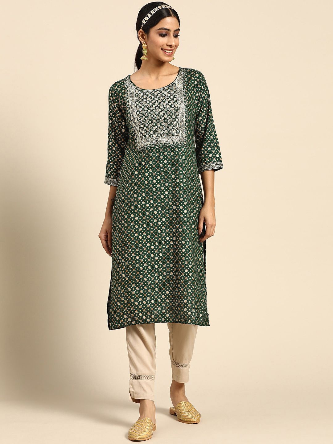 

Sangria Green Ethnic Motifs Printed Sequinned Straight Kurta