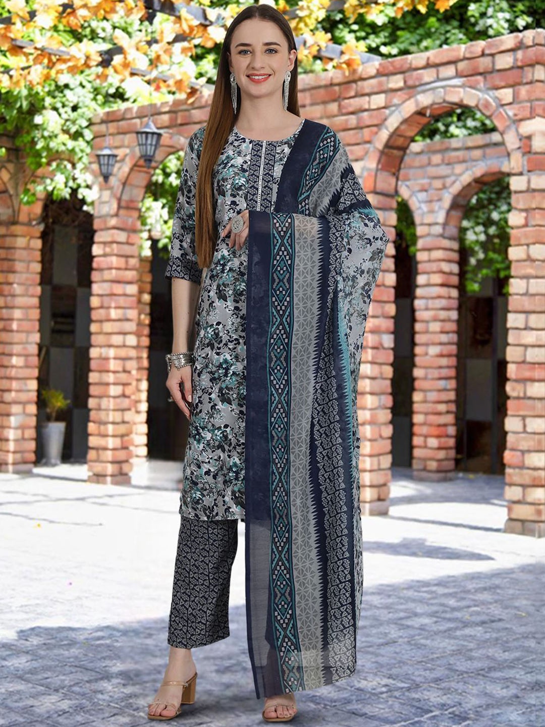 

7Threads Floral Printed Straight Pure Cotton Kurta with Trousers & Dupatta, Navy blue
