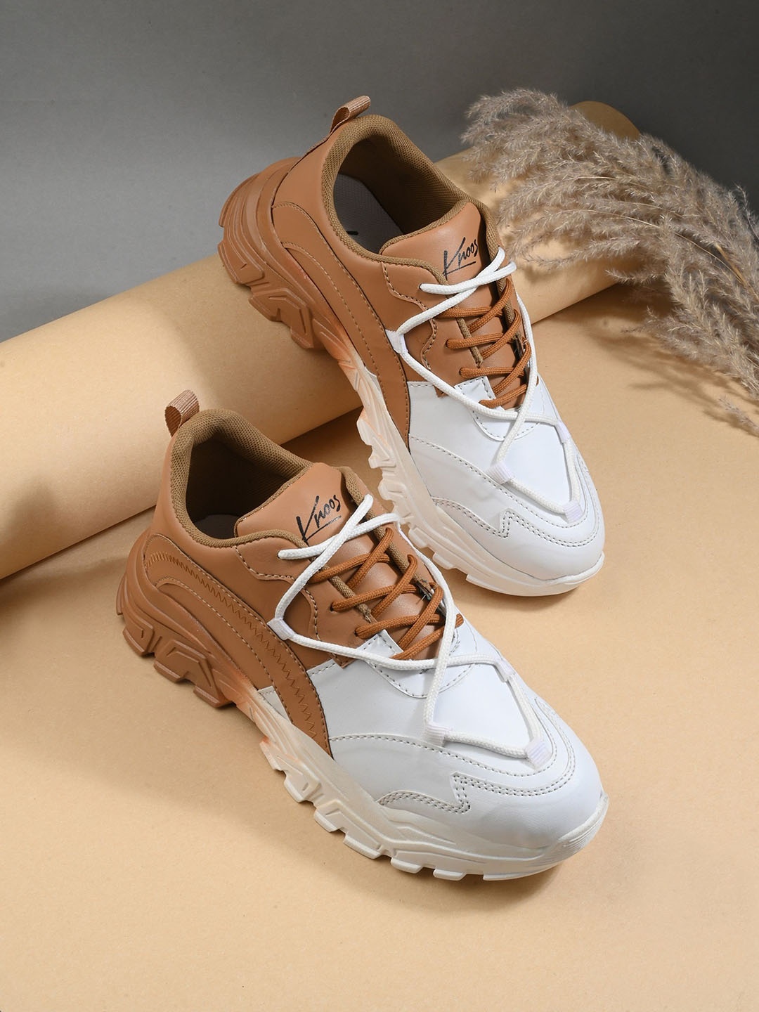 

knoos Women Colourblocked Lightweight Mesh Lace-Ups Sneakers, Tan