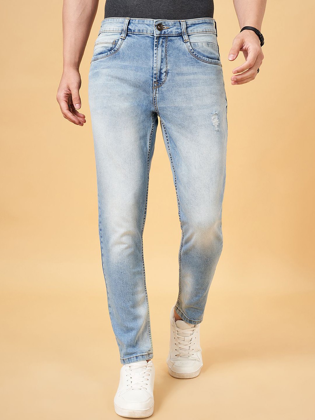 

SF JEANS by Pantaloons Men Slim Fit Mildly Distressed Heavy Fade Jeans, Blue