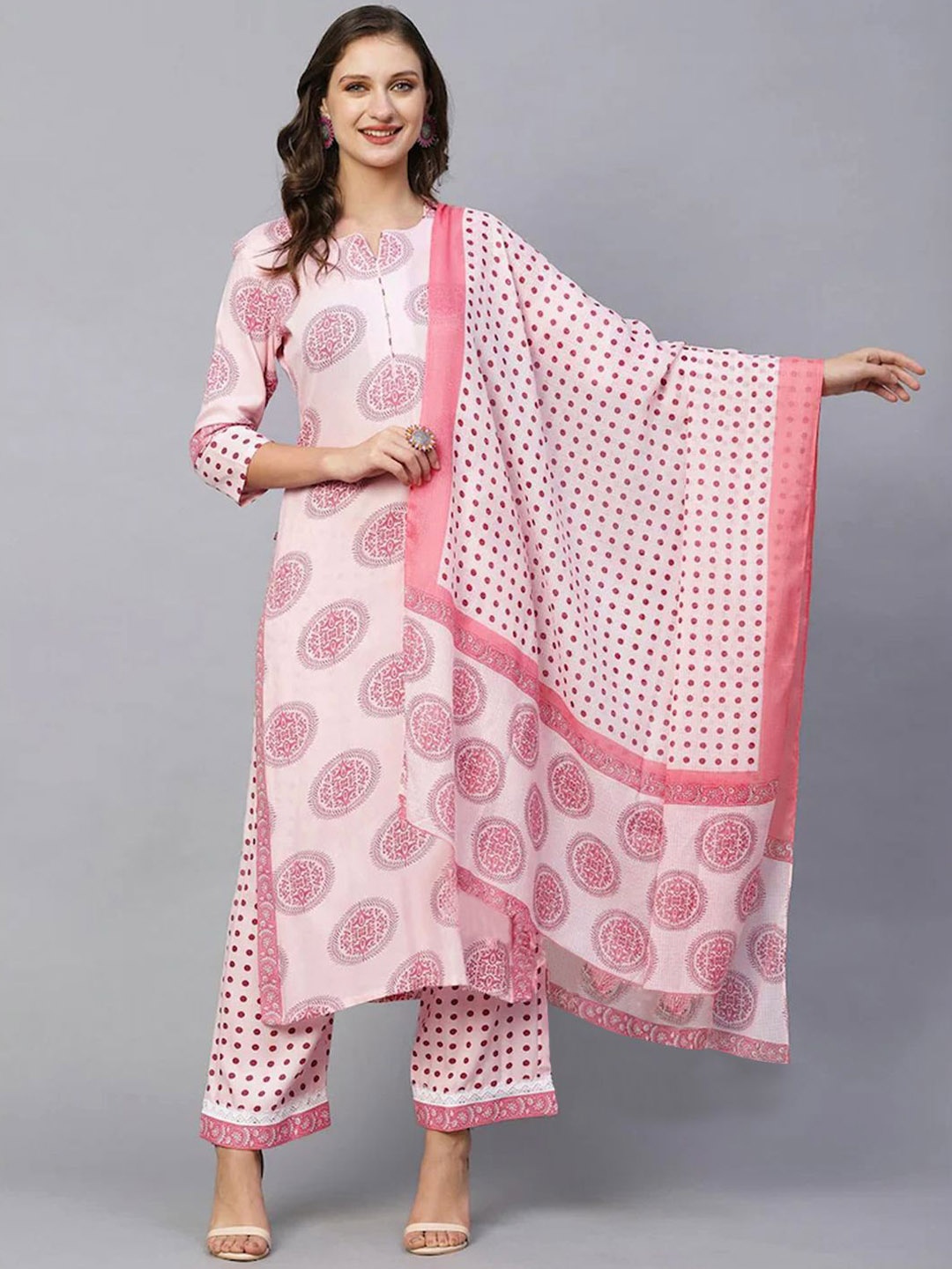 

7Threads Ethnic Motifs Printed Straight Kurta with Trousers & Dupatta, Pink