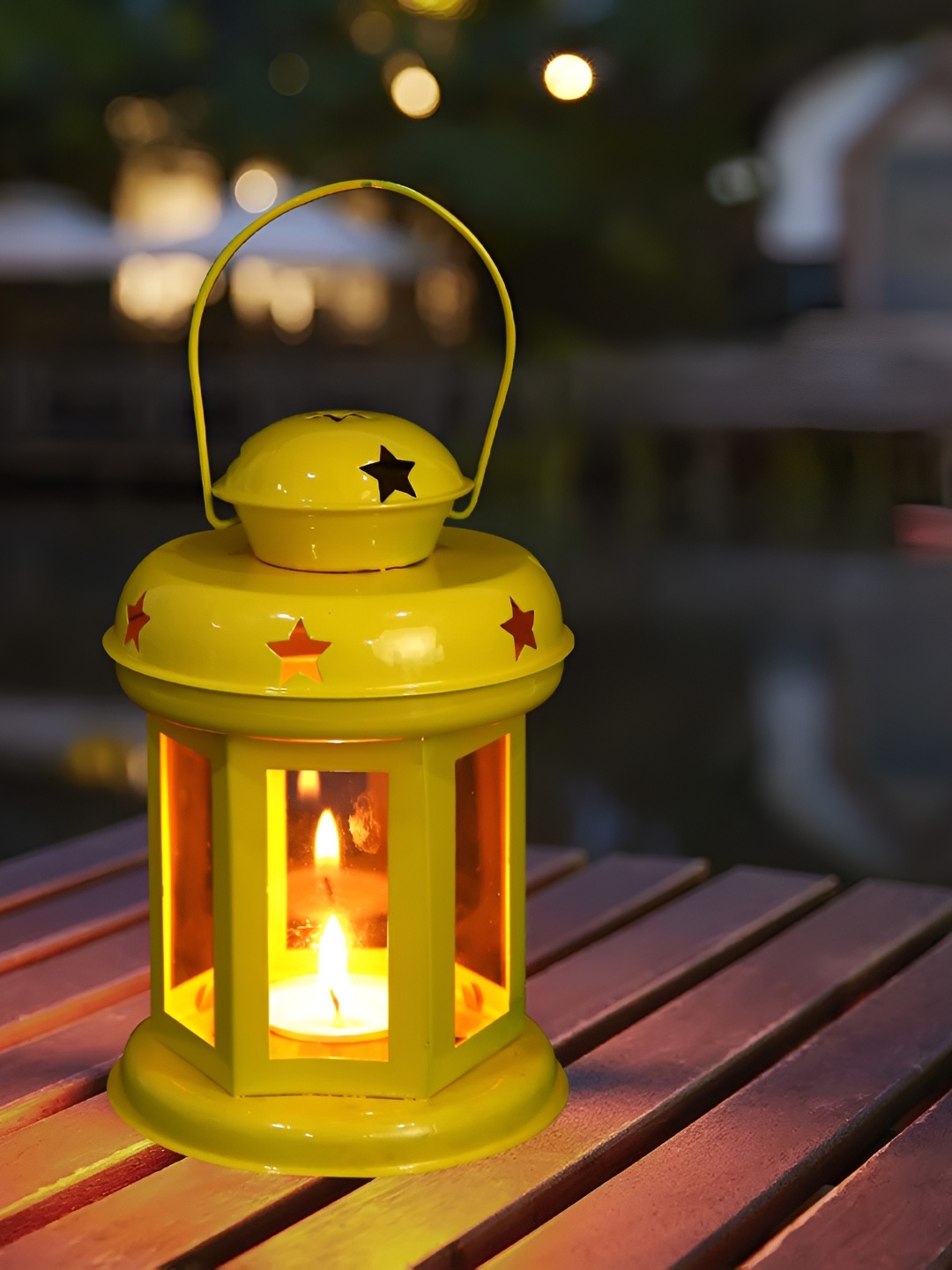 

PockMAN Elegant Yellow & Transparent Metal Candle Holder