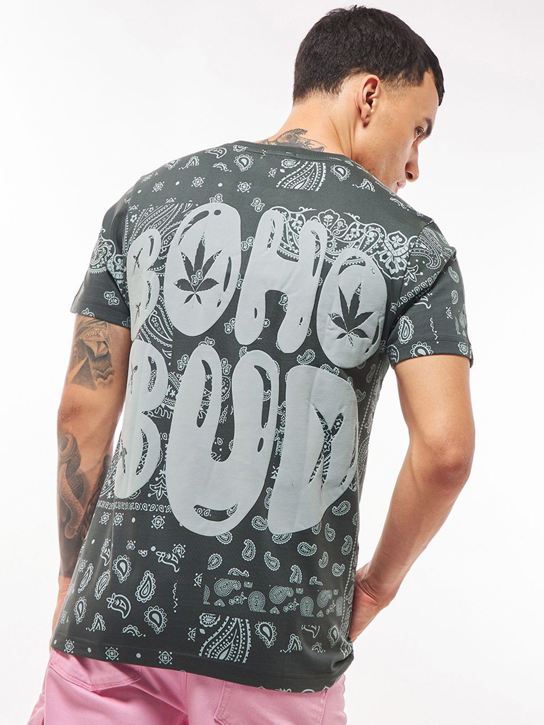

Bewakoof Men Graphic Printed Round Neck Pure Cotton T-Shirt, Grey