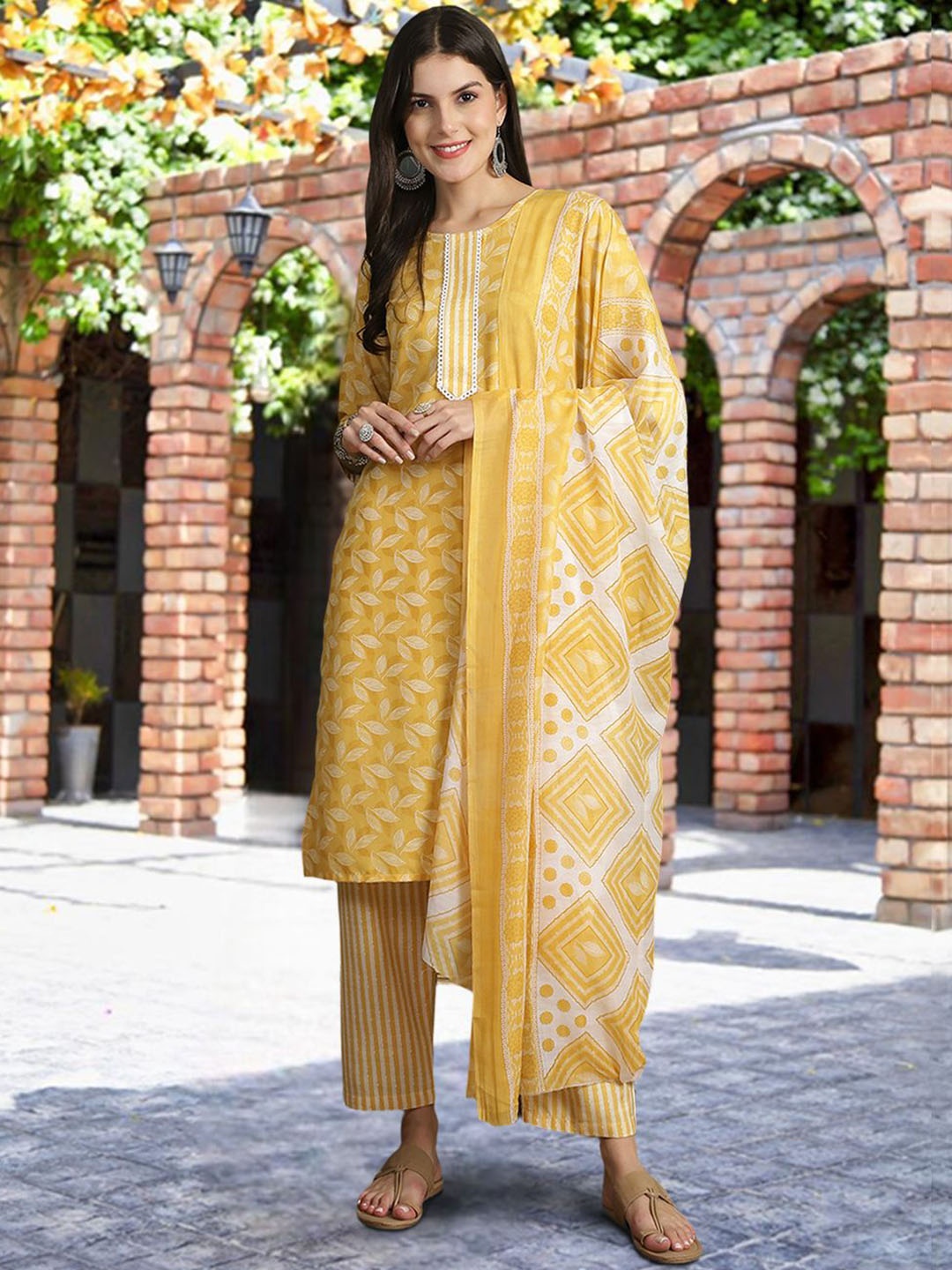 

7Threads Floral Printed Pure Cotton Straight Kurta With Trousers & Dupatta, Yellow