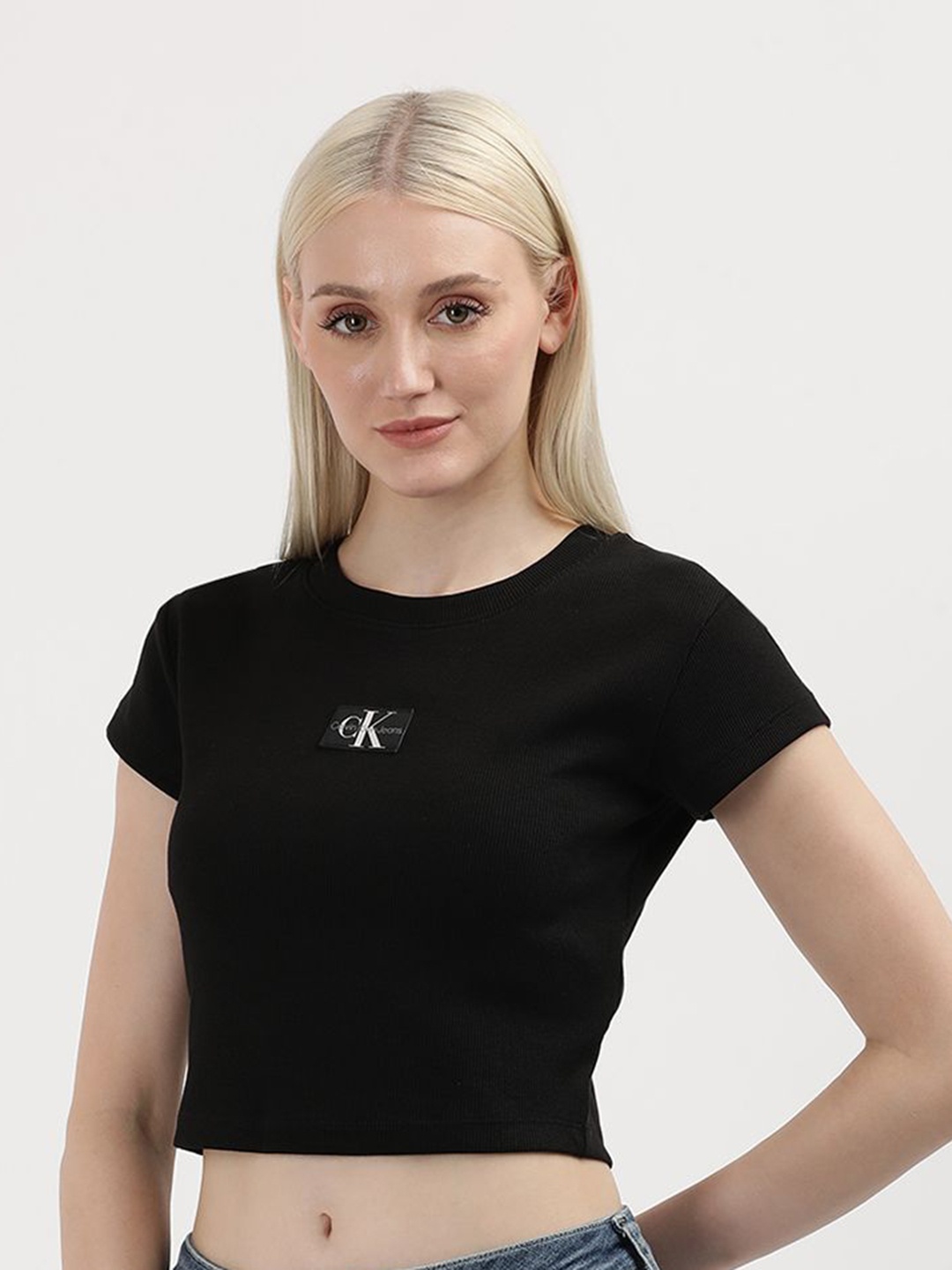 

Calvin Klein Jeans Women Colourblocked Extended Sleeves Applique Slim Fit T-shirt, Black