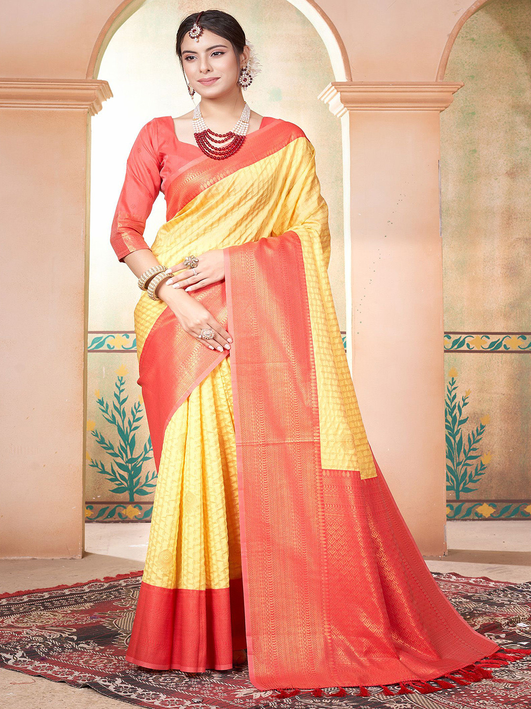 

Anouk Floral Zari Kanjeevaram Saree, Yellow