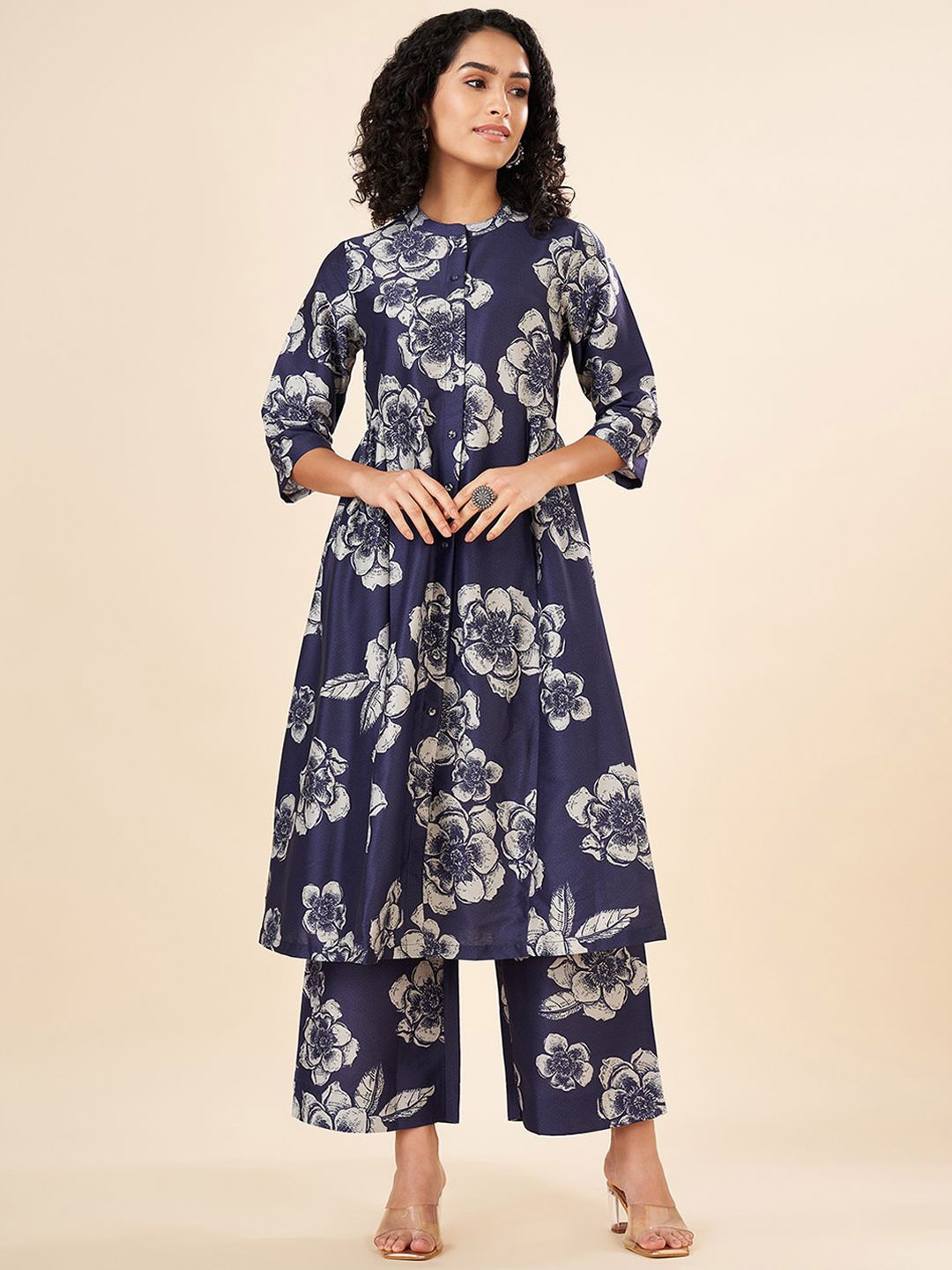 

RANGMANCH BY PANTALOONS Floral Printed A Line Kurta with Trousers, Blue