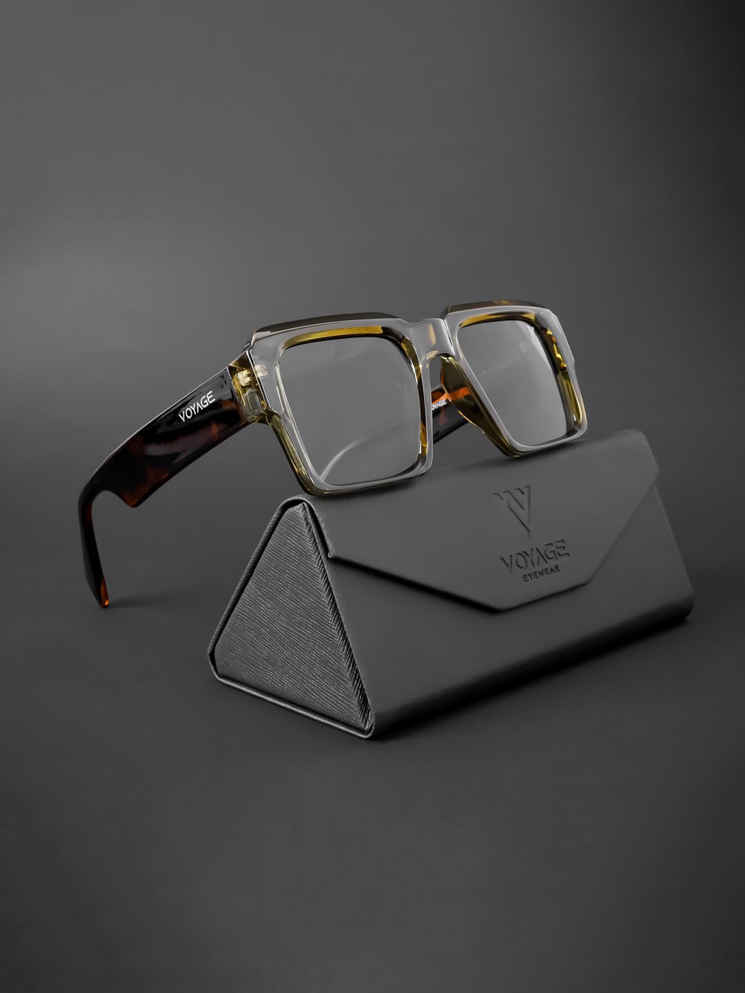 

Voyage Unisex Square Sunglasses with Polarised and UV Protected Lens, Black