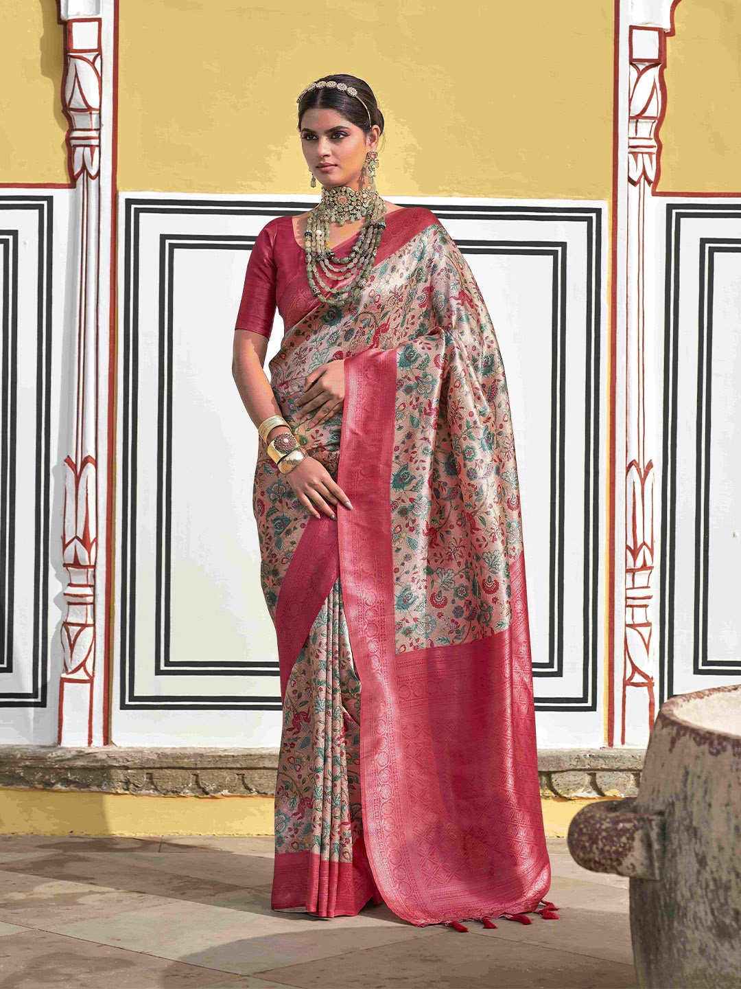 

HEER FASHION Floral Woven Design Zari Kanjeevaram Saree, Pink