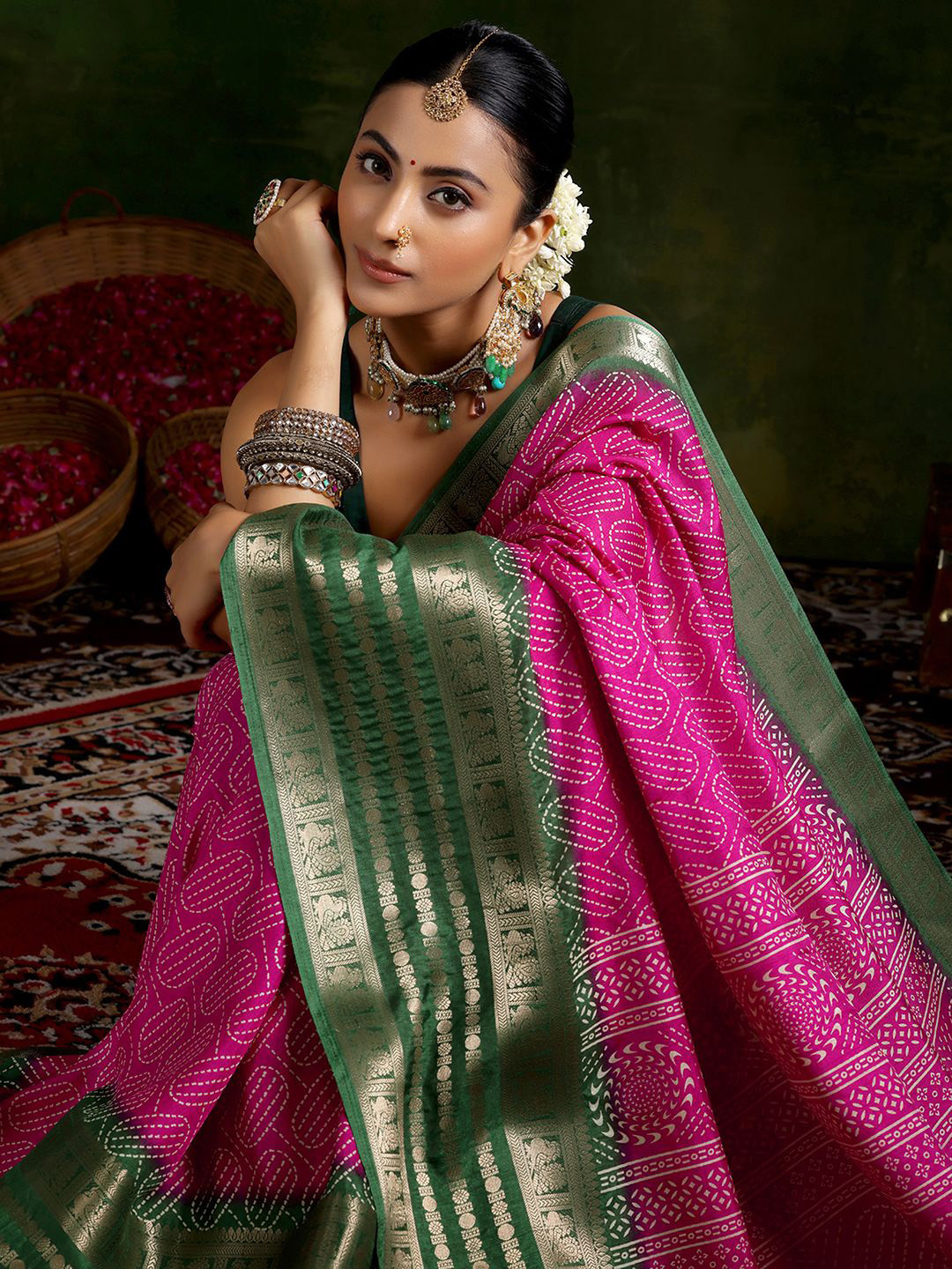 

Libas Ethnic Motif Zari Woven Saree, Pink