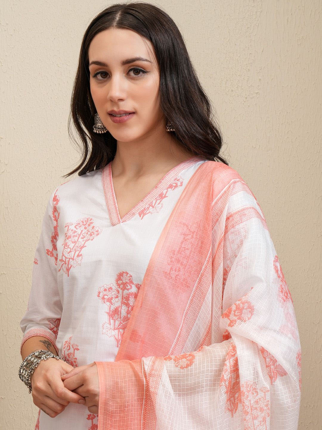 

Vishudh White Floral Printed Regular Pure Cotton Kurta with Trouser & Dupatta