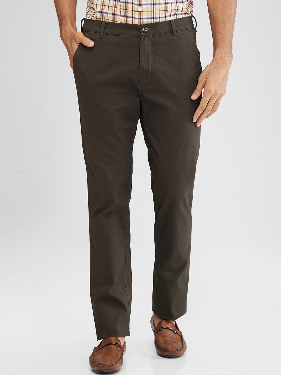 

ColorPlus Men Mid-Rise Slim Fit Chinos Trousers, Brown