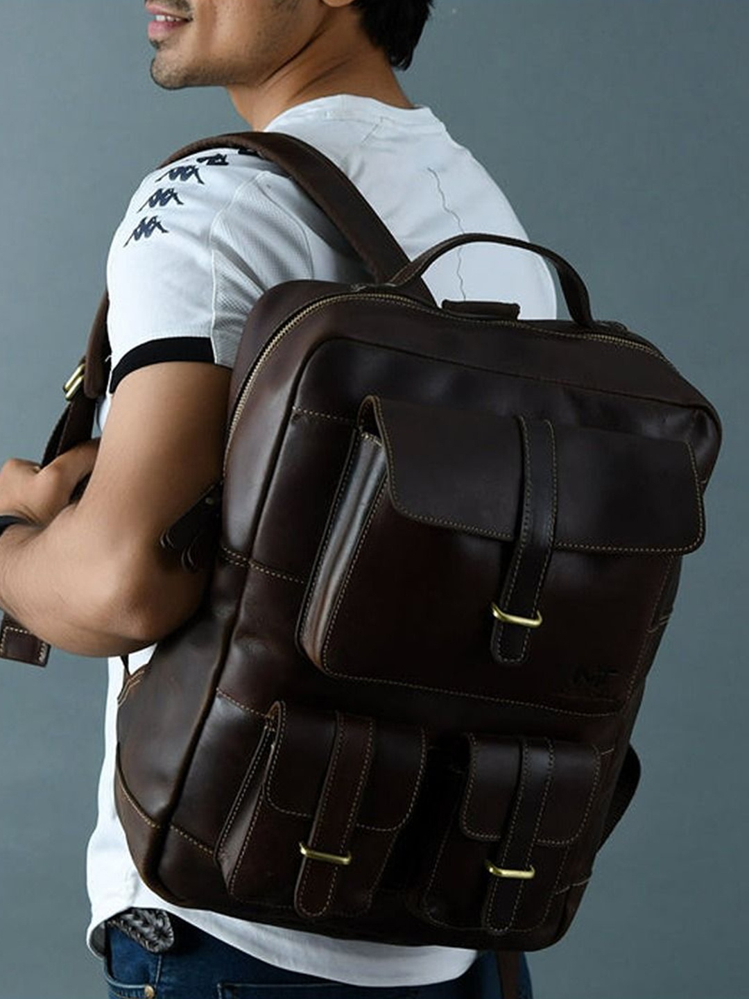 

MaheTri Unisex Textured Structured Backpack, Brown