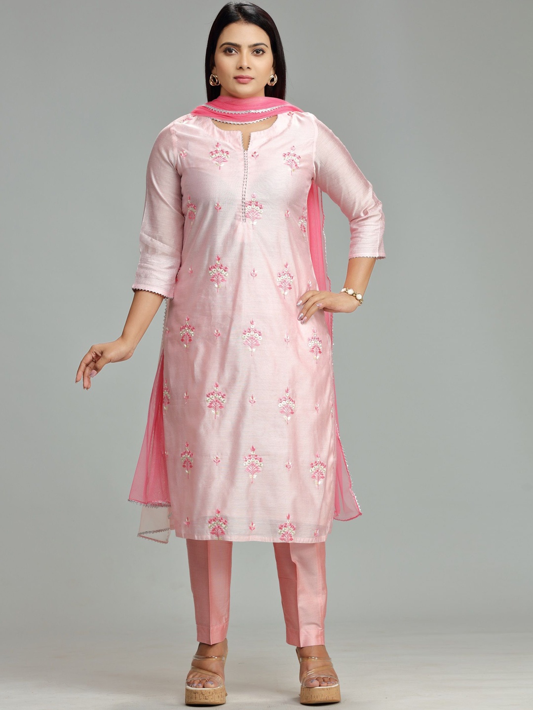 

COTTON CULTURE Women Floral Embroidered Regular Chanderi Cotton Kurta with Trousers & With Dupatta, Pink