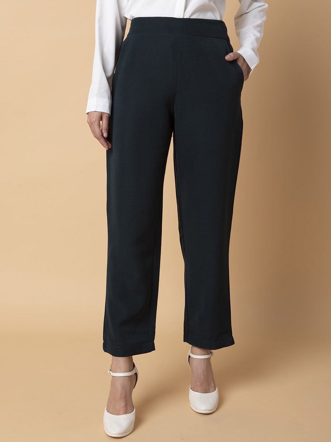 

SHOWOFF Women Comfort Slim Fit Trousers, Olive