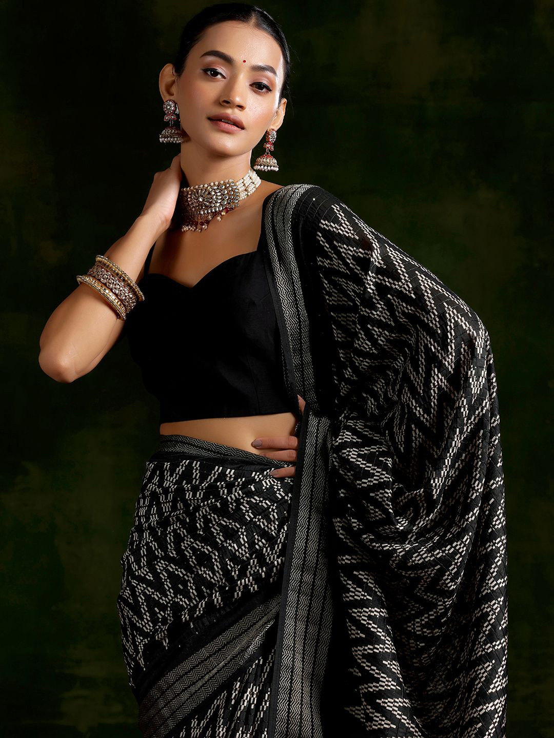 

Libas Geometric Printed Zari Saree with Tassels, Black