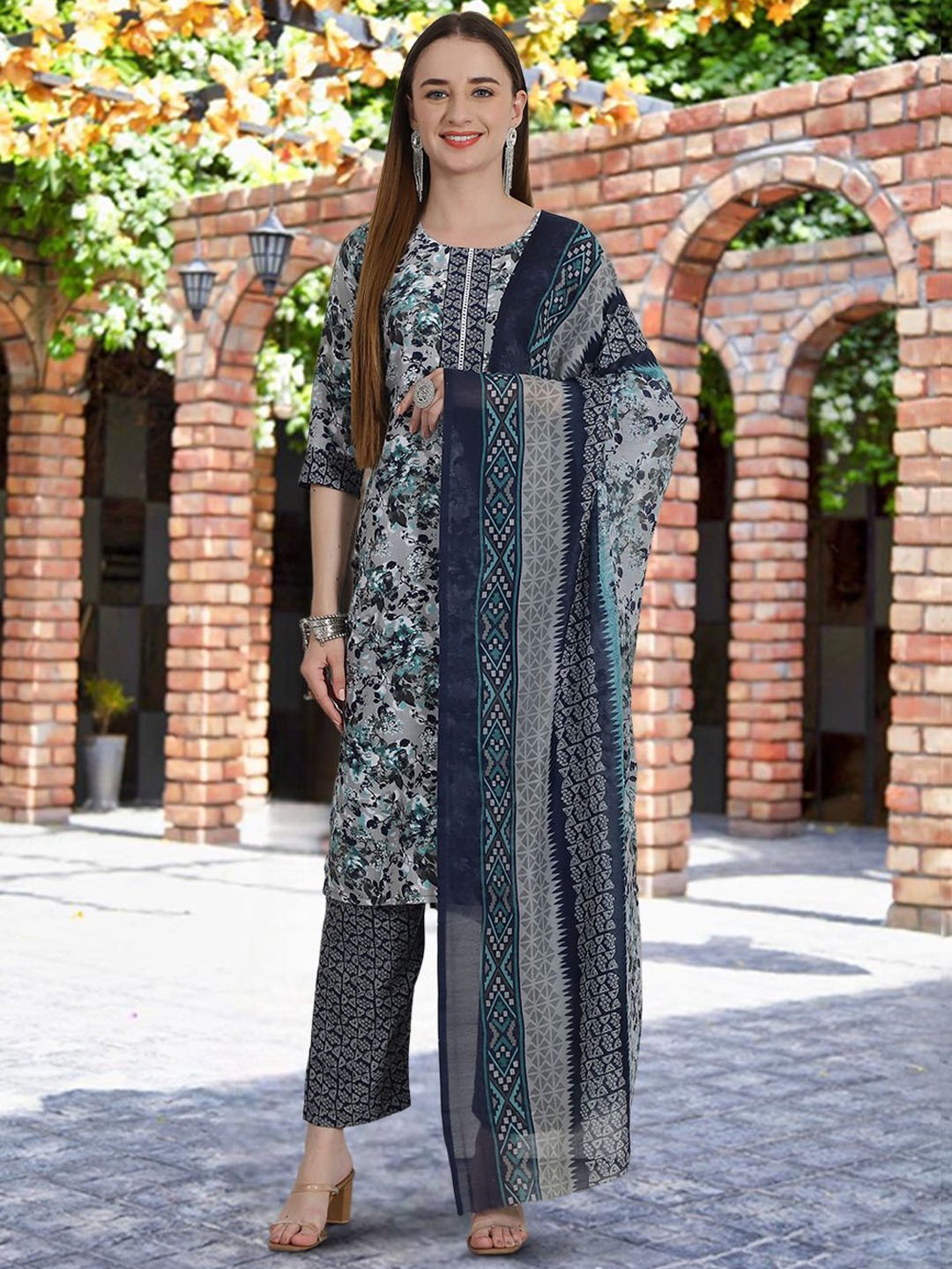 

7Threads Floral Printed Straight Pure Cotton Kurta with Trousers & Dupatta, Navy blue