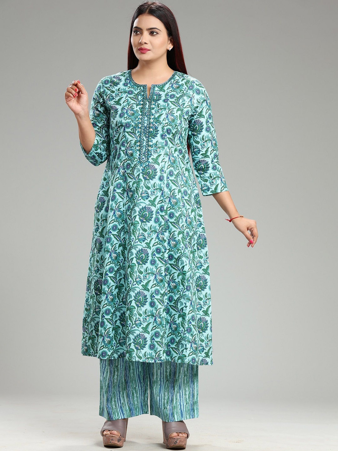 

COTTON CULTURE Floral Printed Thread Work Notched Neck Kurta With Palazzo, Green
