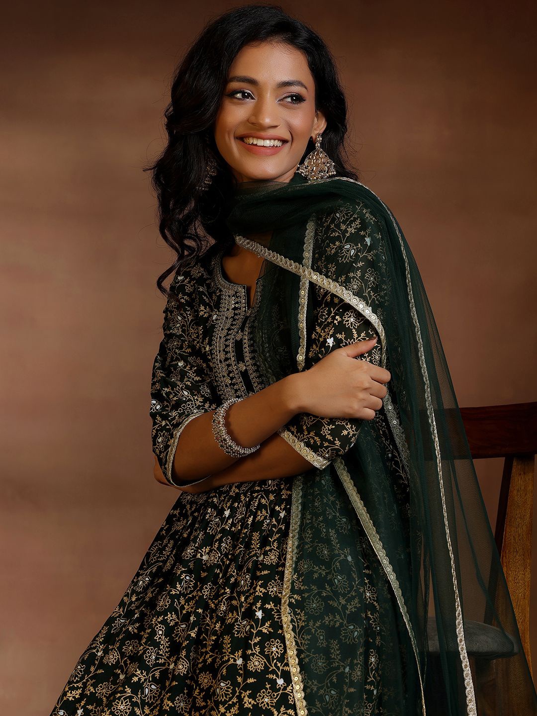 

Libas Floral Printed High Slit Sequinned Georgette Straight Kurta With Trousers & Dupatta, Green