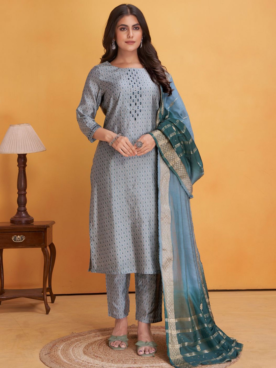 

MINGORA Geometric Printed Mirror Work Straight Kurta With Trousers & Dupatta, Blue