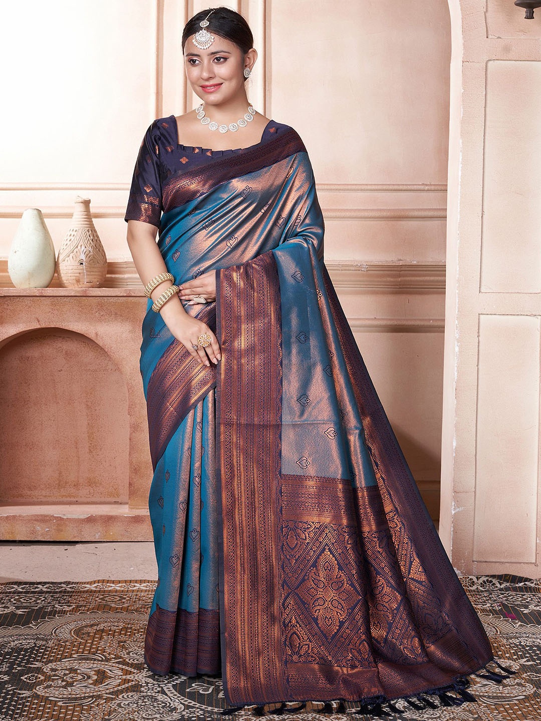 

Anouk Ethnic Motifs Zari Kanjeevaram Saree, Teal