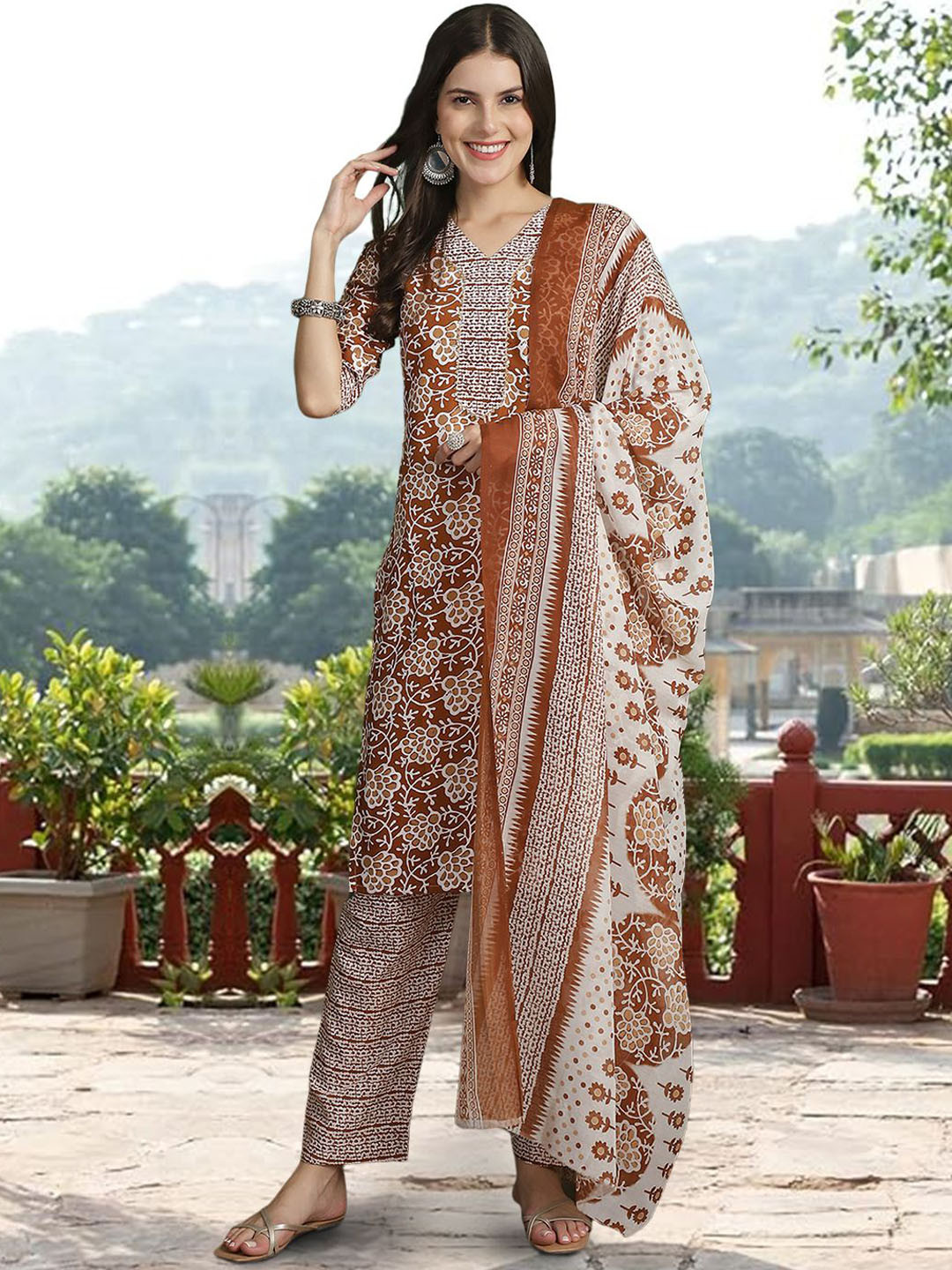 

7Threads Floral Printed Regular Pure Cotton Kurta with Trousers & Dupatta, Rust